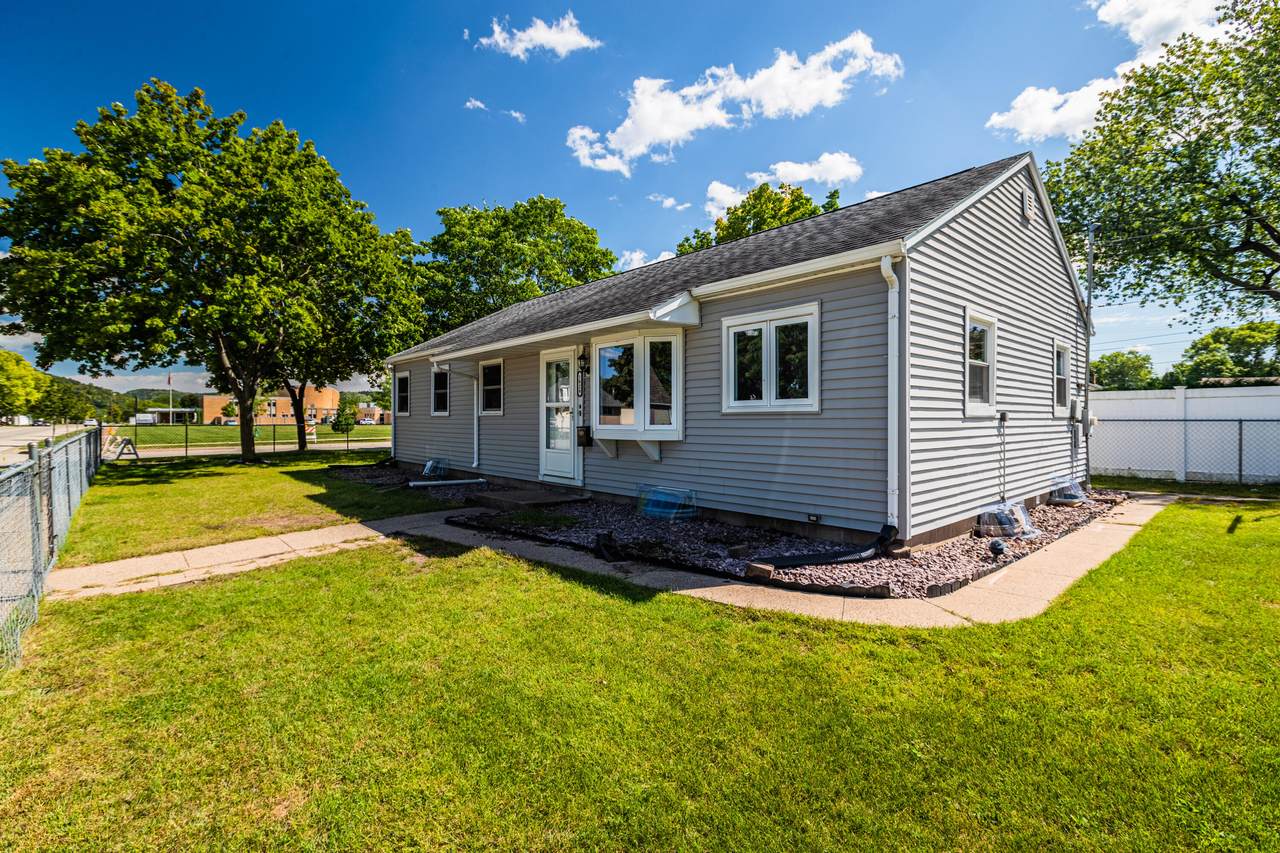 1824 Weston St - Photo 1