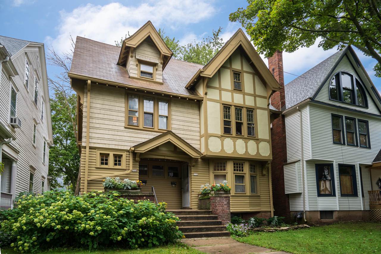 2722 Stowell Ave - Photo 1