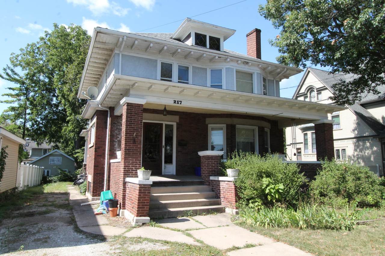 217 Kane St - Photo 1