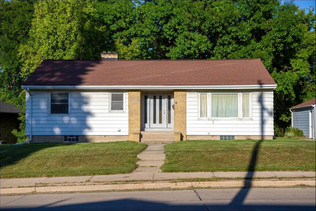 3305 Chicago Ave - Photo 1