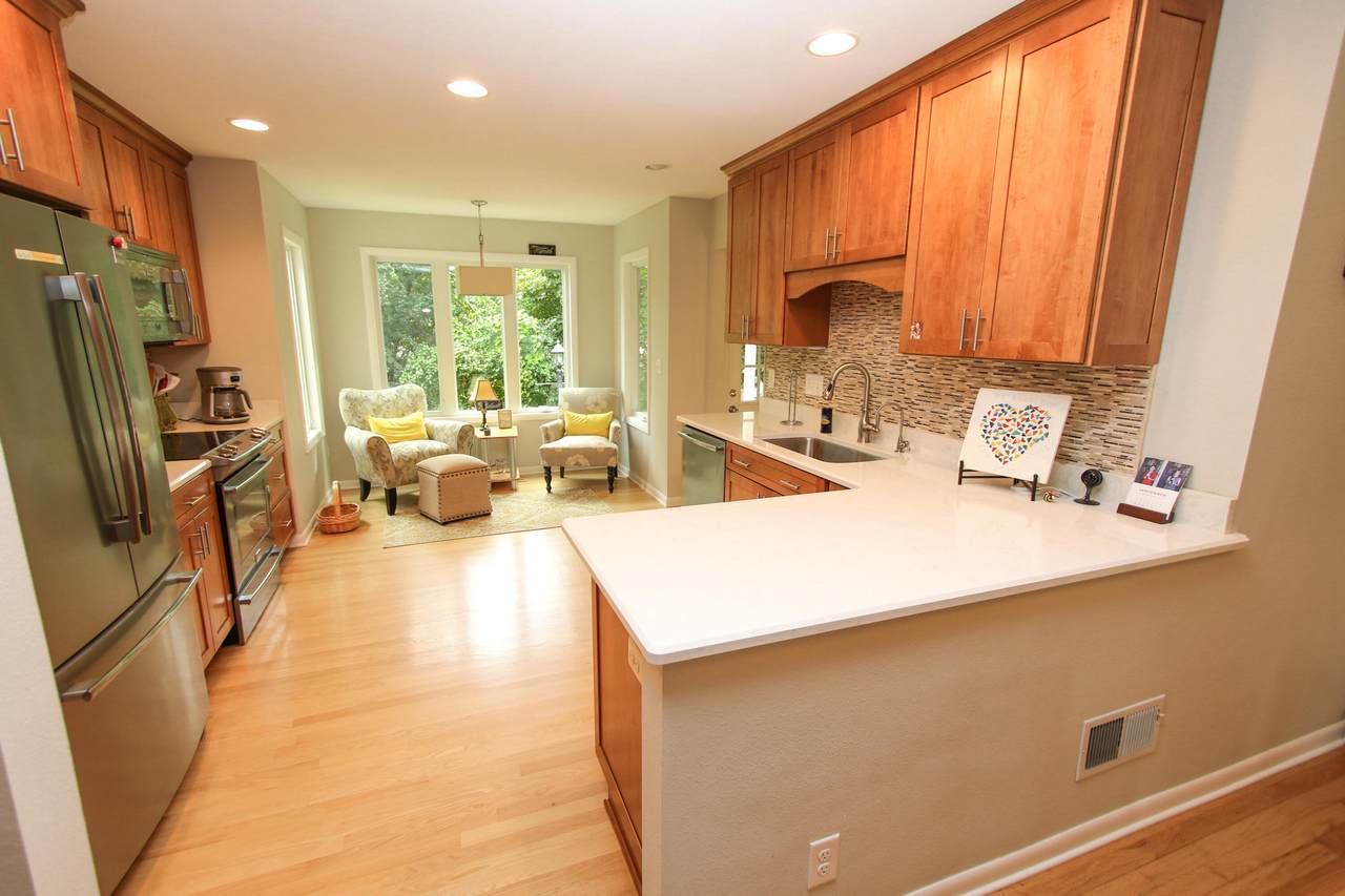 750 Kurtis Dr - Photo 1