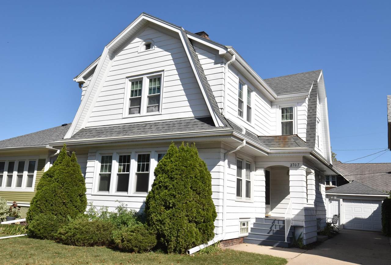 2707 Main St - Photo 1
