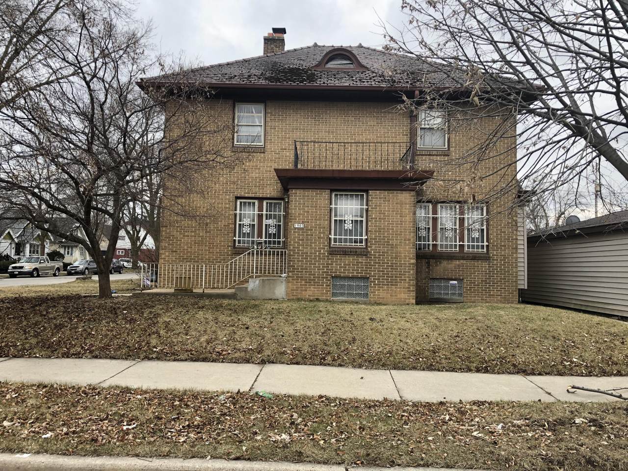 1903 Vienna Ave - Photo 1