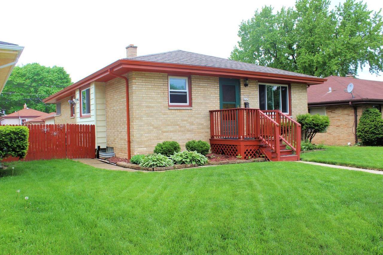 4645 66th St - Photo 1