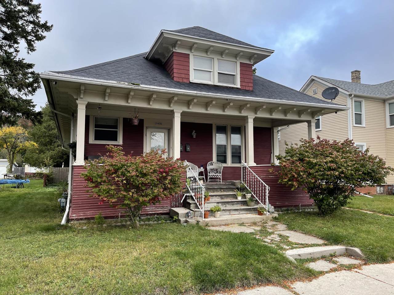 1416 Michigan Ave - Photo 1