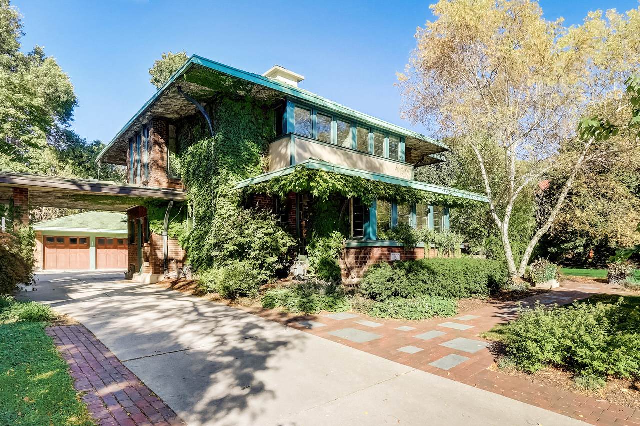 2700 Shorewood Blvd - Photo 1