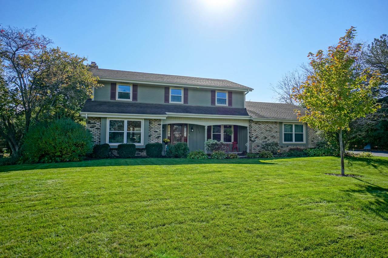 21435 Woodchuck Ln - Photo 1