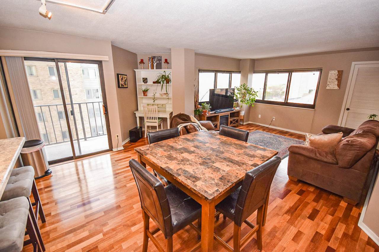 1633 Prospect Ave - Photo 1