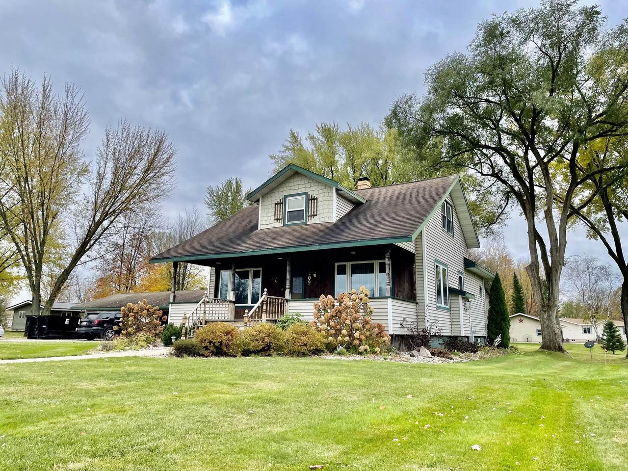 409 Groninger St - Photo 1