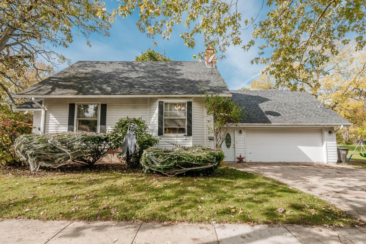 118 Oakland Ave - Photo 1