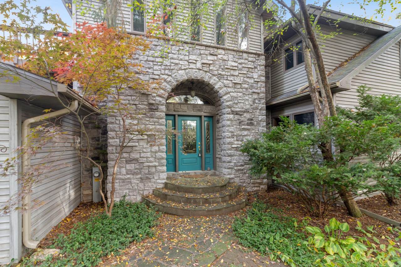 546 Highland Rd - Photo 1