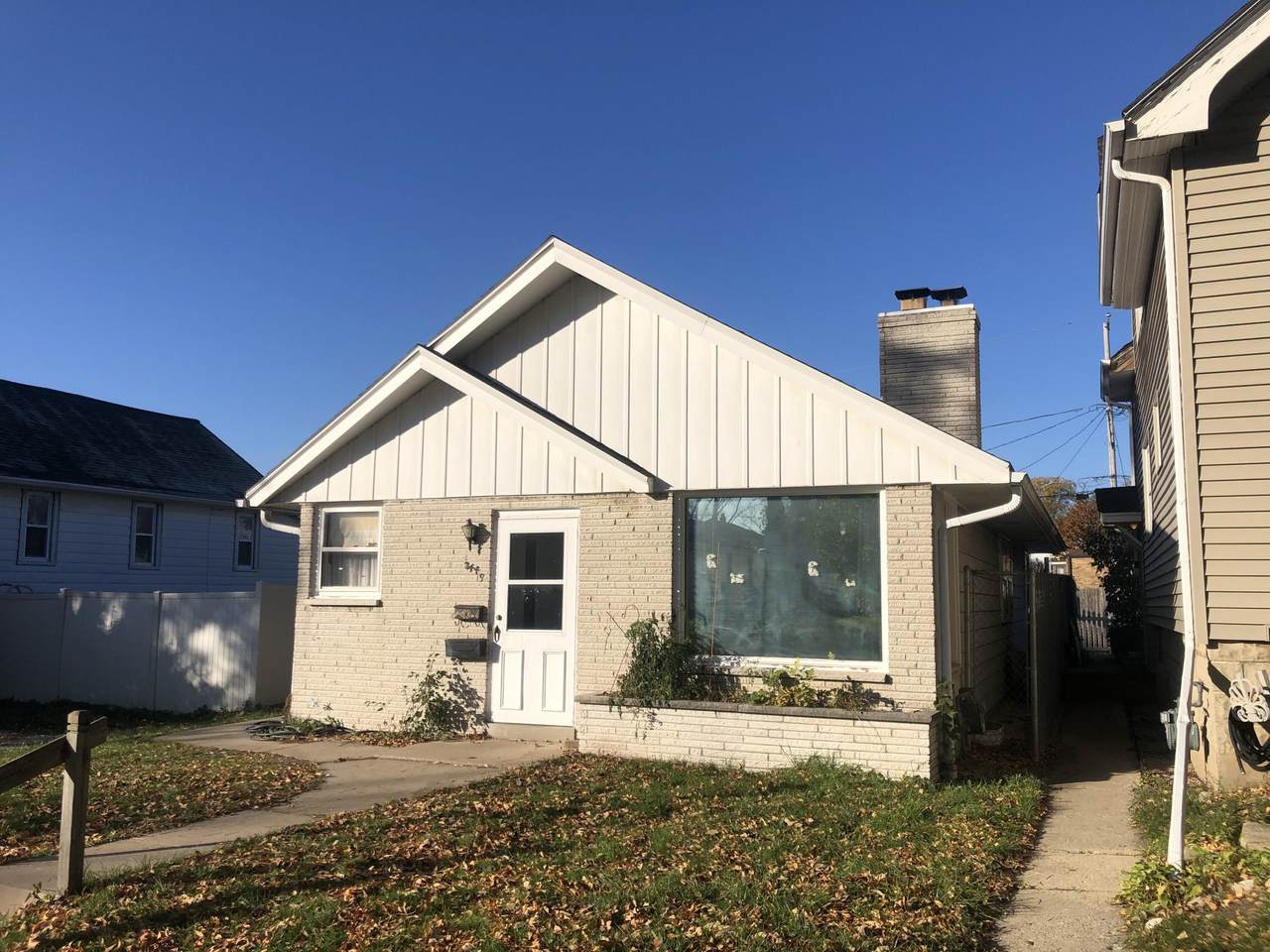 2449 63rd St - Photo 1