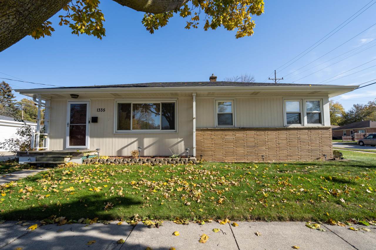 1335 Jefferson St - Photo 1