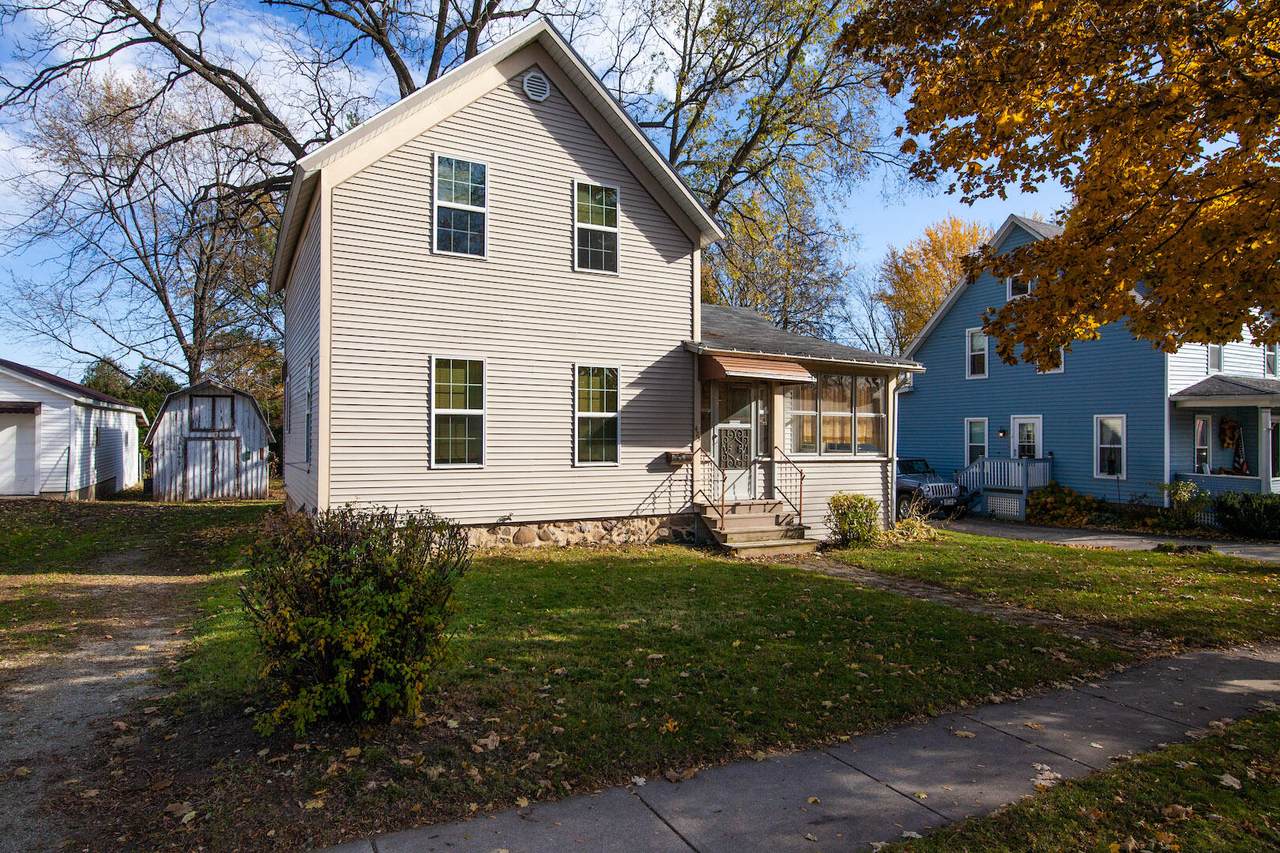 423 East St - Photo 1