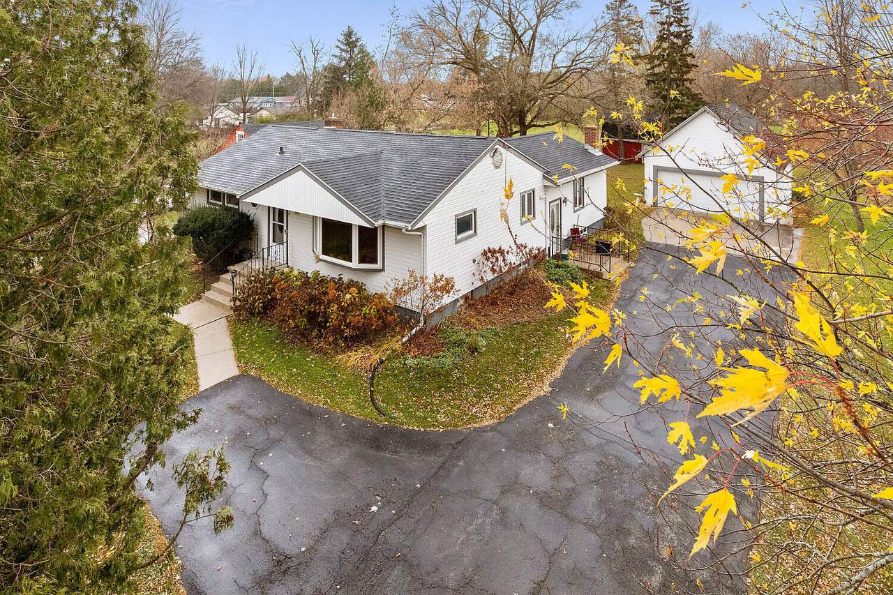 4023 Menasha Ave - Photo 1