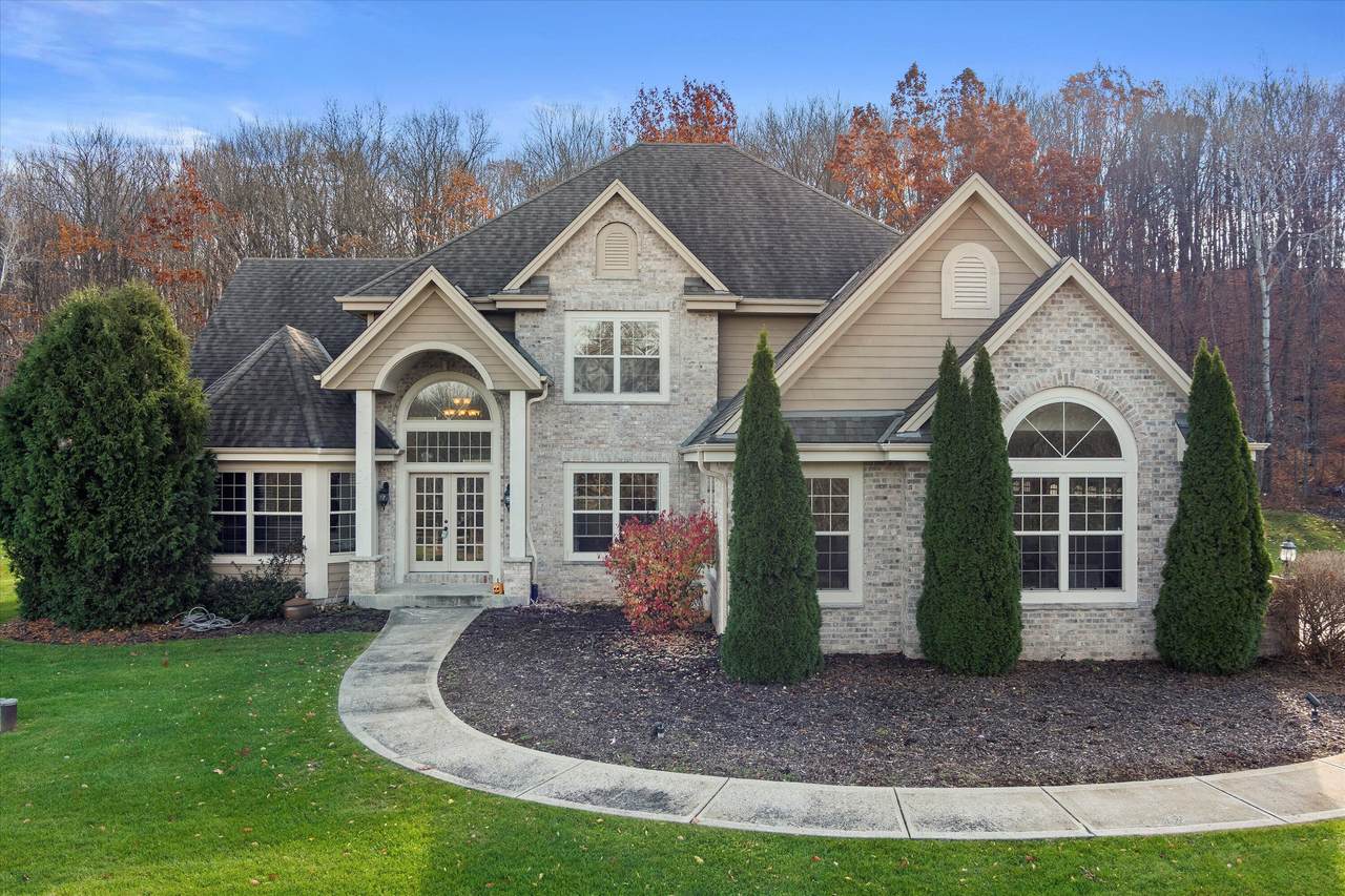 3765 Windemere Dr - Photo 1