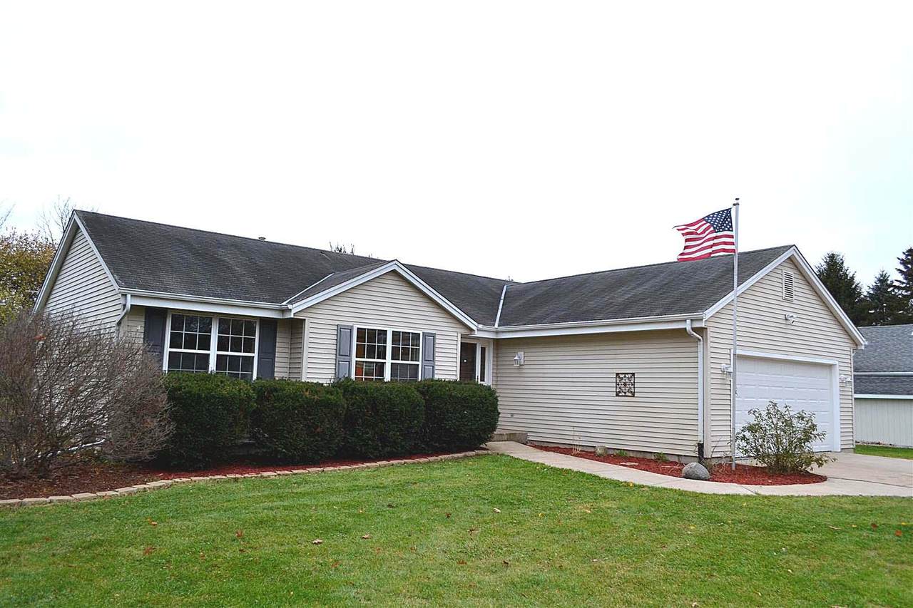 1825 Murphy Ave - Photo 1