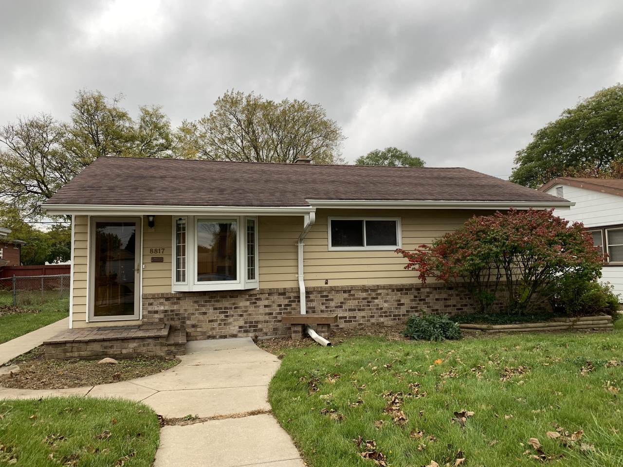 8817 Lawrence Ave - Photo 1