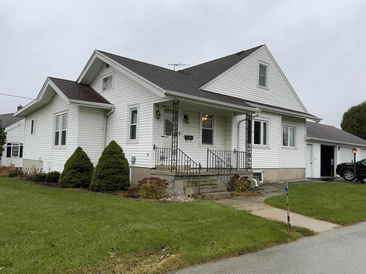 101 Orchard Dr - Photo 1