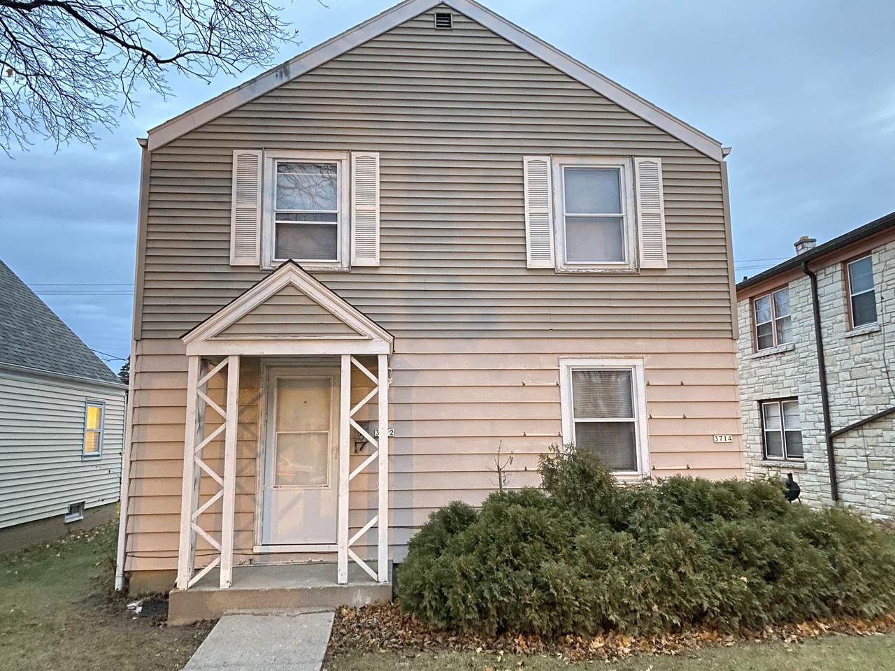 3712 51st St - Photo 1