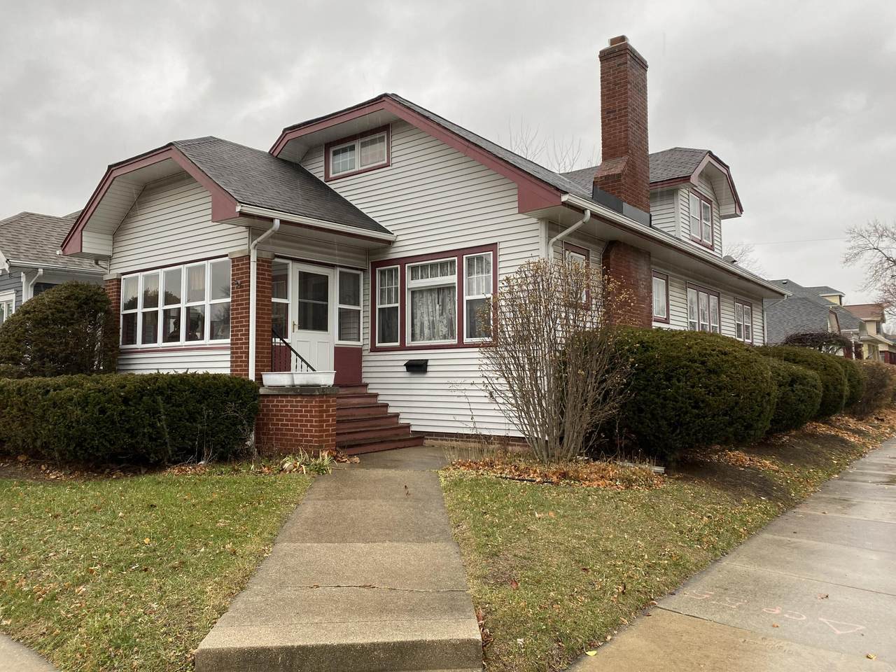 3700 Lindermann Ave - Photo 1