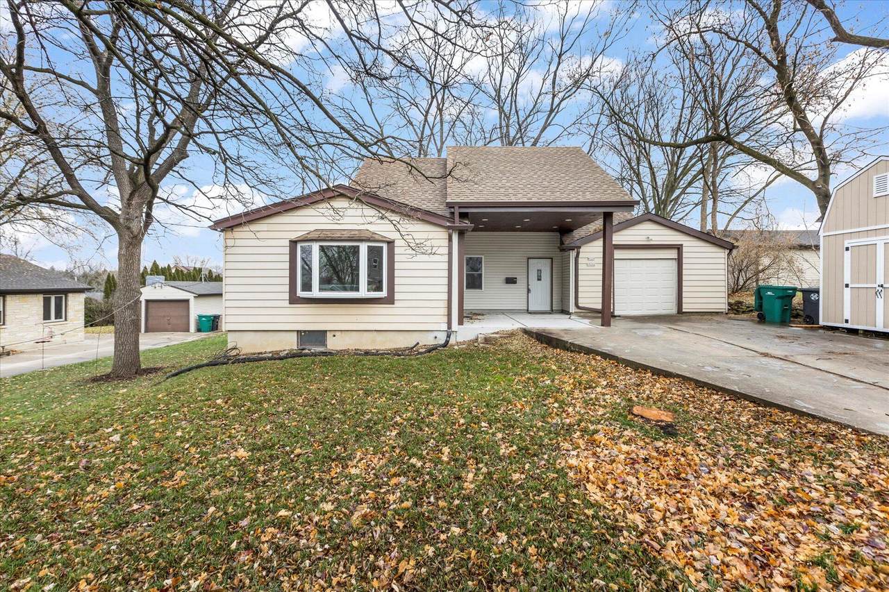 W169N9096 Goode Ave - Photo 1