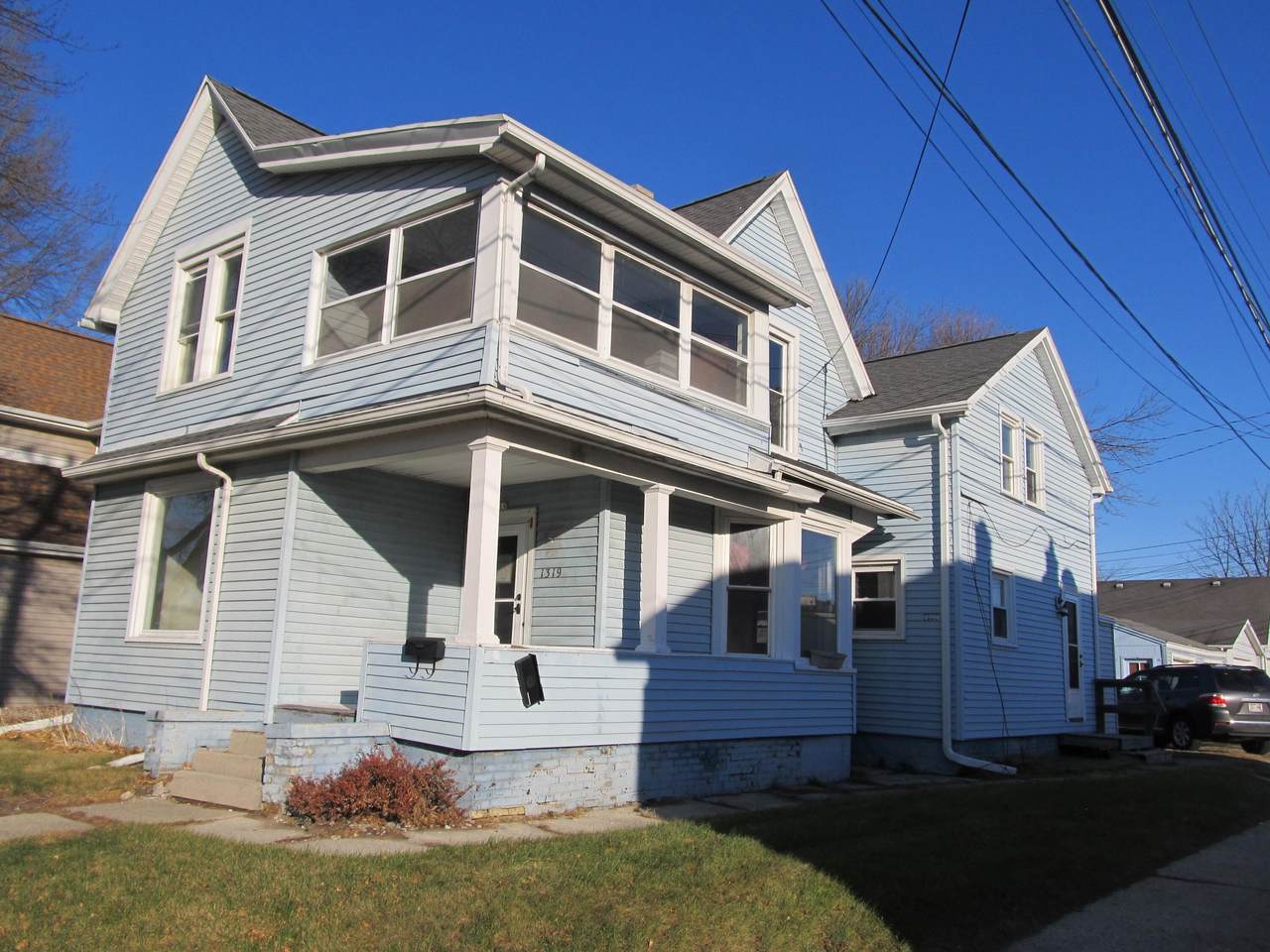 1317 11th St - Photo 1