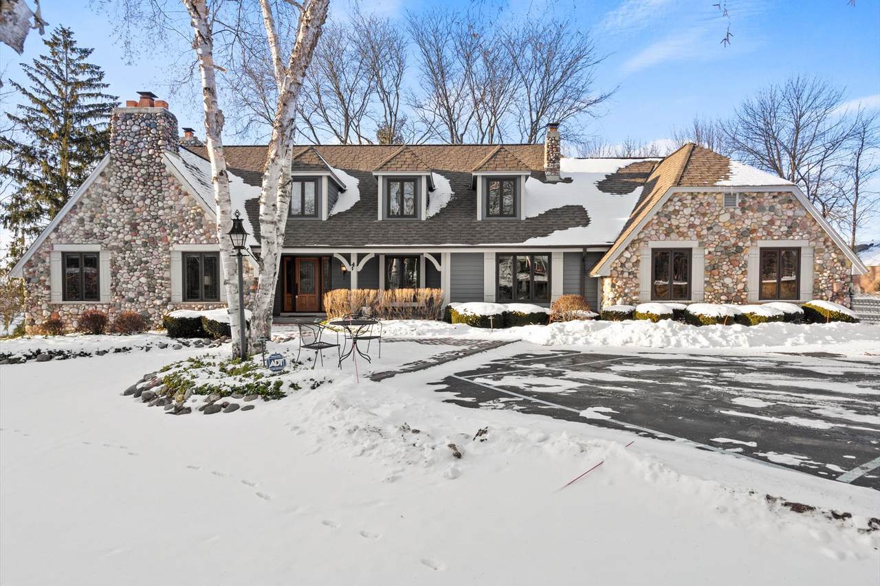 2055 Kathlynn Ct - Photo 1