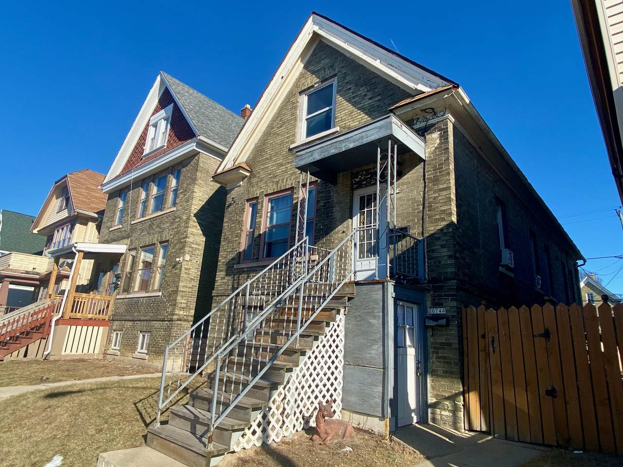 2074 13th St - Photo 1