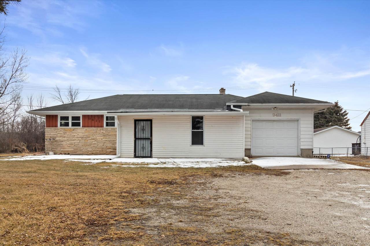 9411 County Line Rd - Photo 1