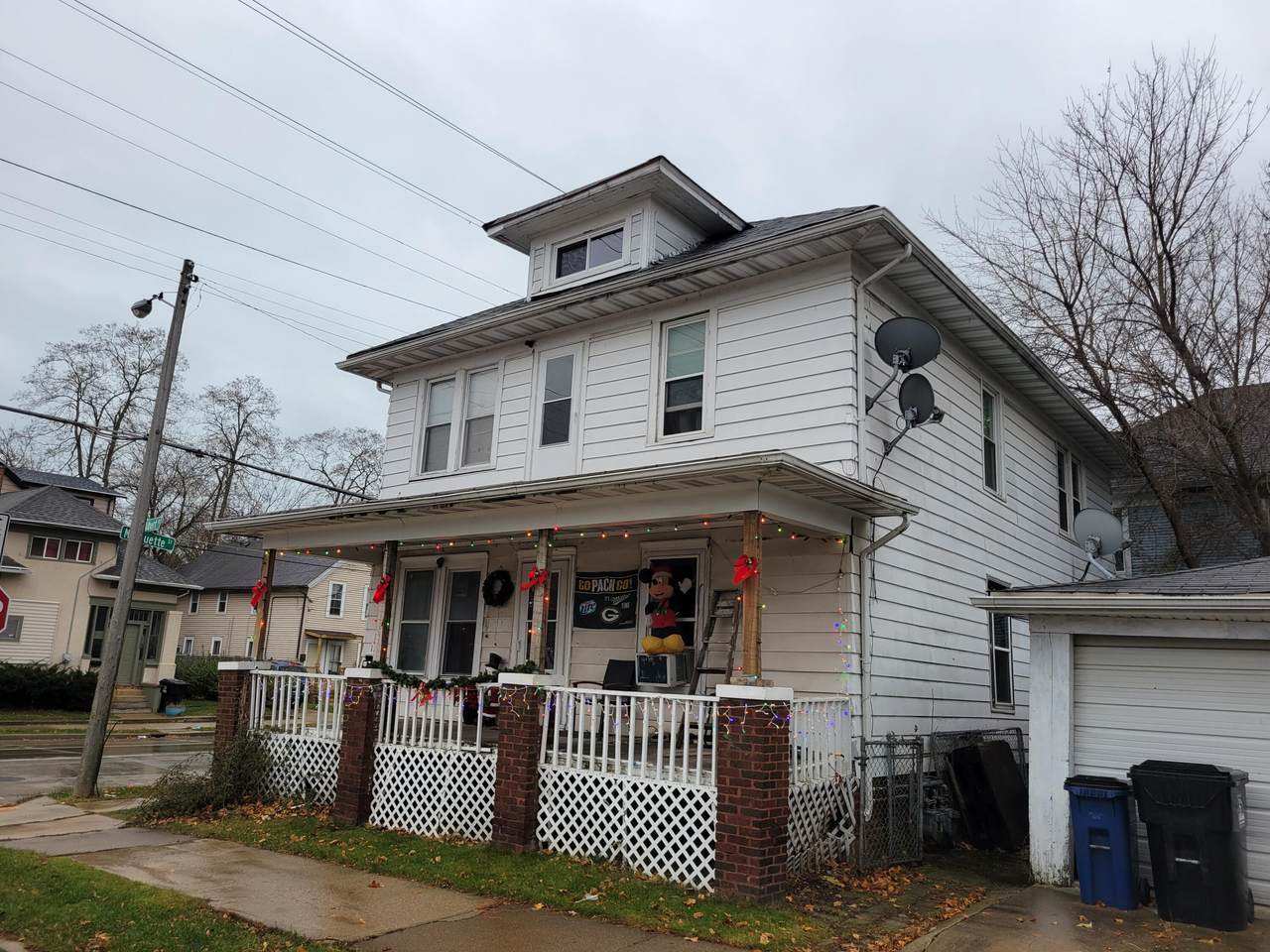 1103 Albert St - Photo 1