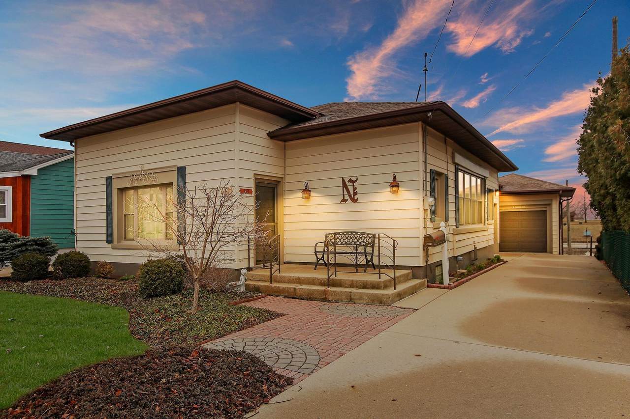 4611 5th Ave - Photo 1