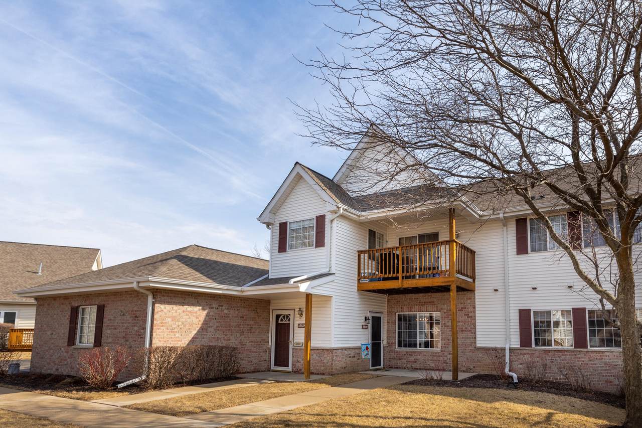 15030 Arrowhead Ln - Photo 1