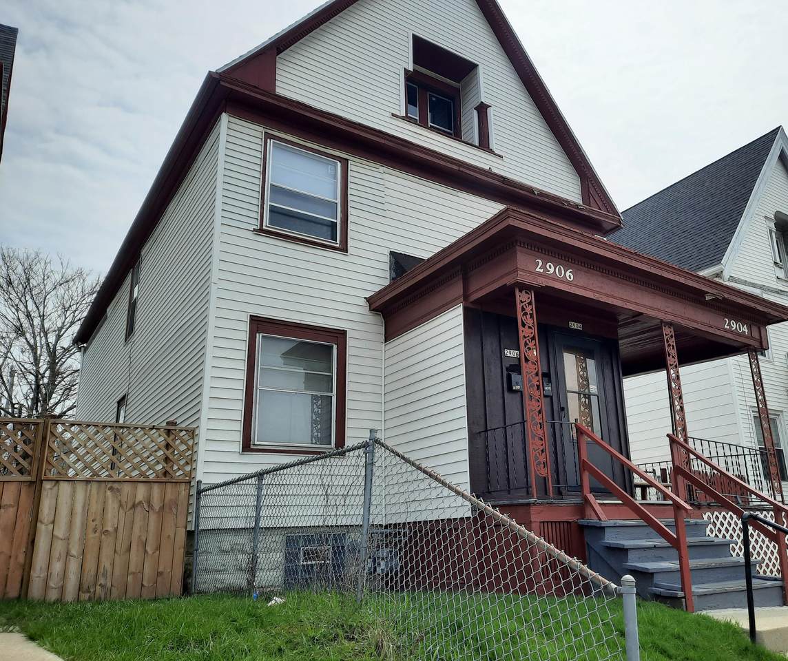 2904 27th St - Photo 1