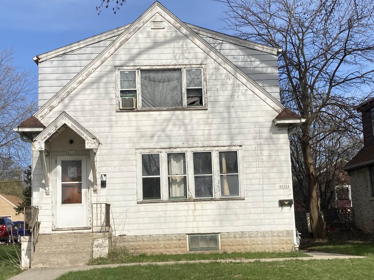 4952 25th St - Photo 1
