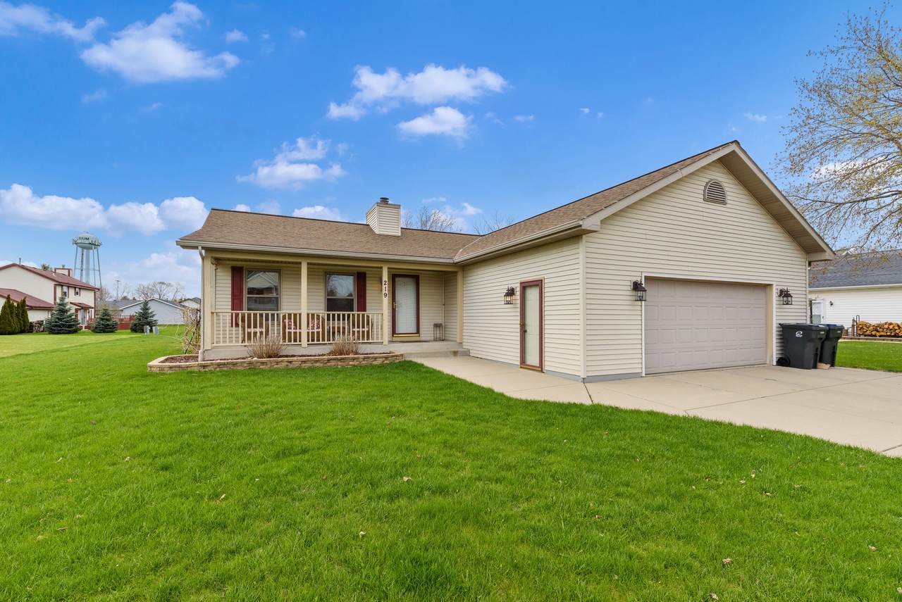 219 Lar Ann St - Photo 1