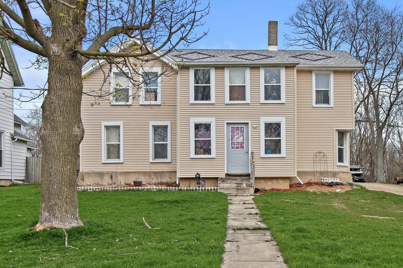 224 Martin St - Photo 1