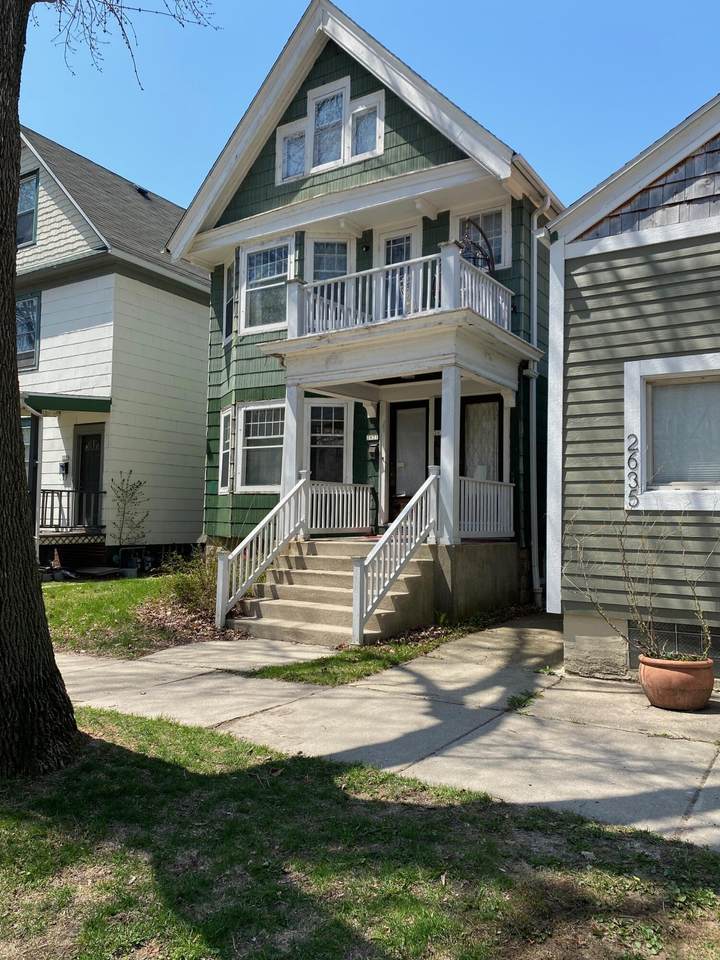 2631 Bartlett Ave - Photo 1