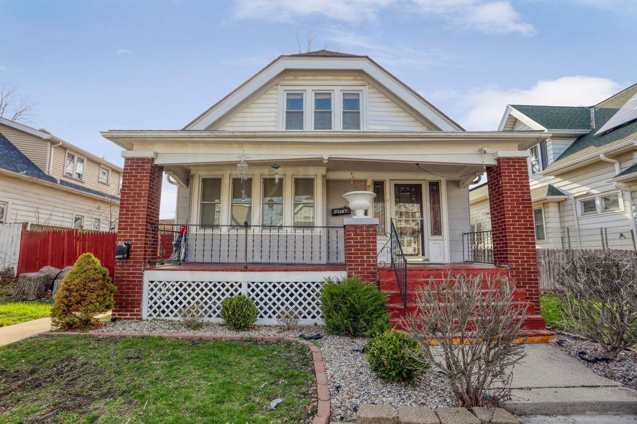3151 12th St - Photo 1