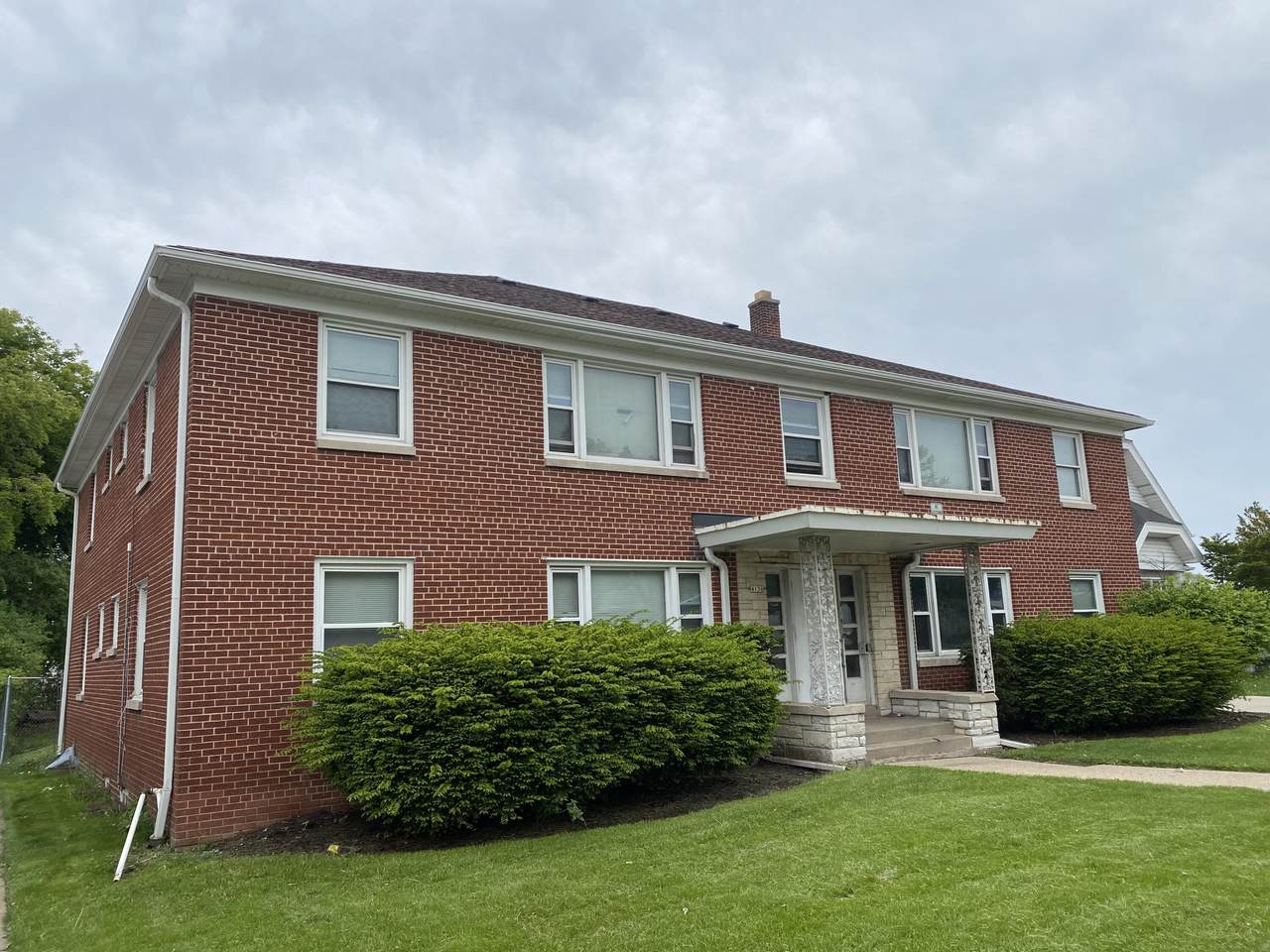 4136 Green Bay Ave - Photo 1
