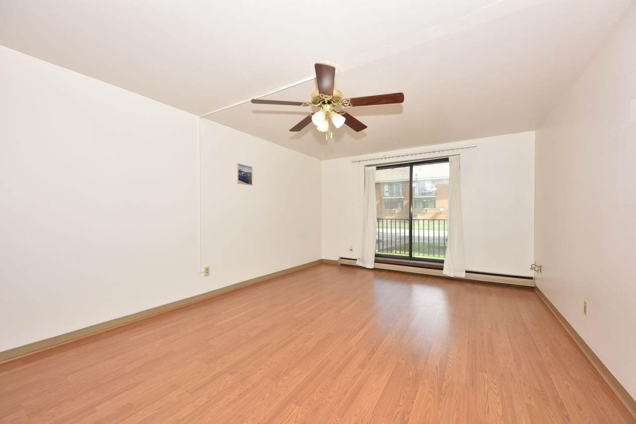 5253 Lovers Lane Rd - Photo 1