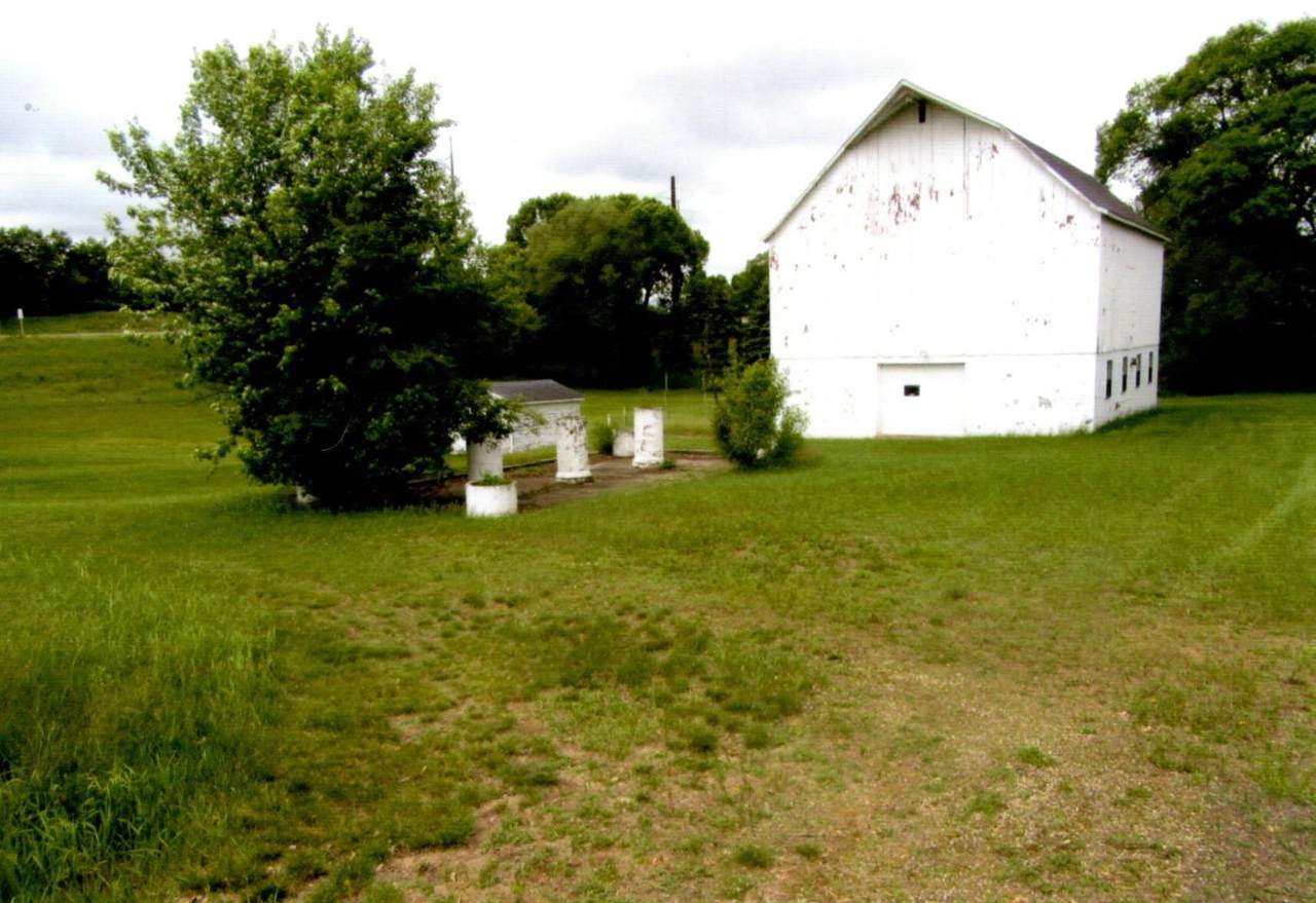 N6923 Briggs Rd - Photo 1