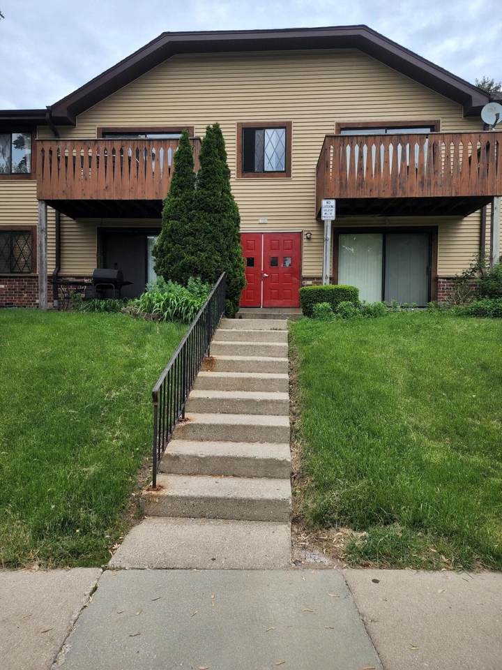 6010 Calumet Rd - Photo 1