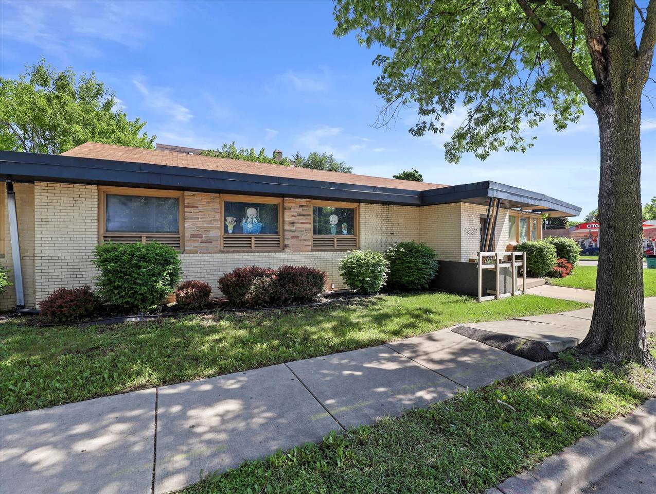 4300 Burleigh St - Photo 1
