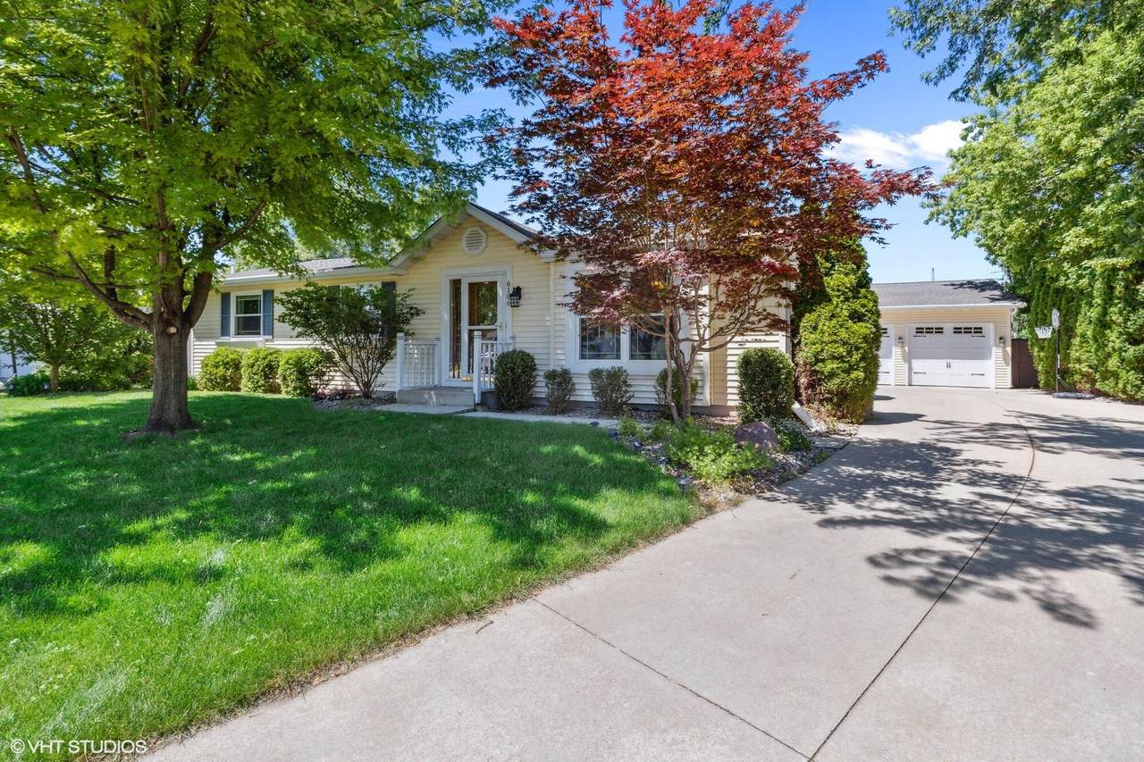 6106 58th Ave - Photo 1