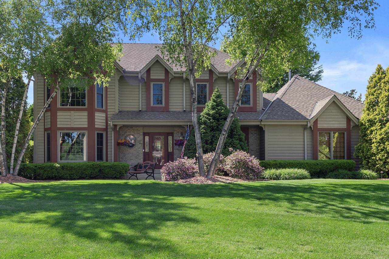 13830 Linfield Dr - Photo 1