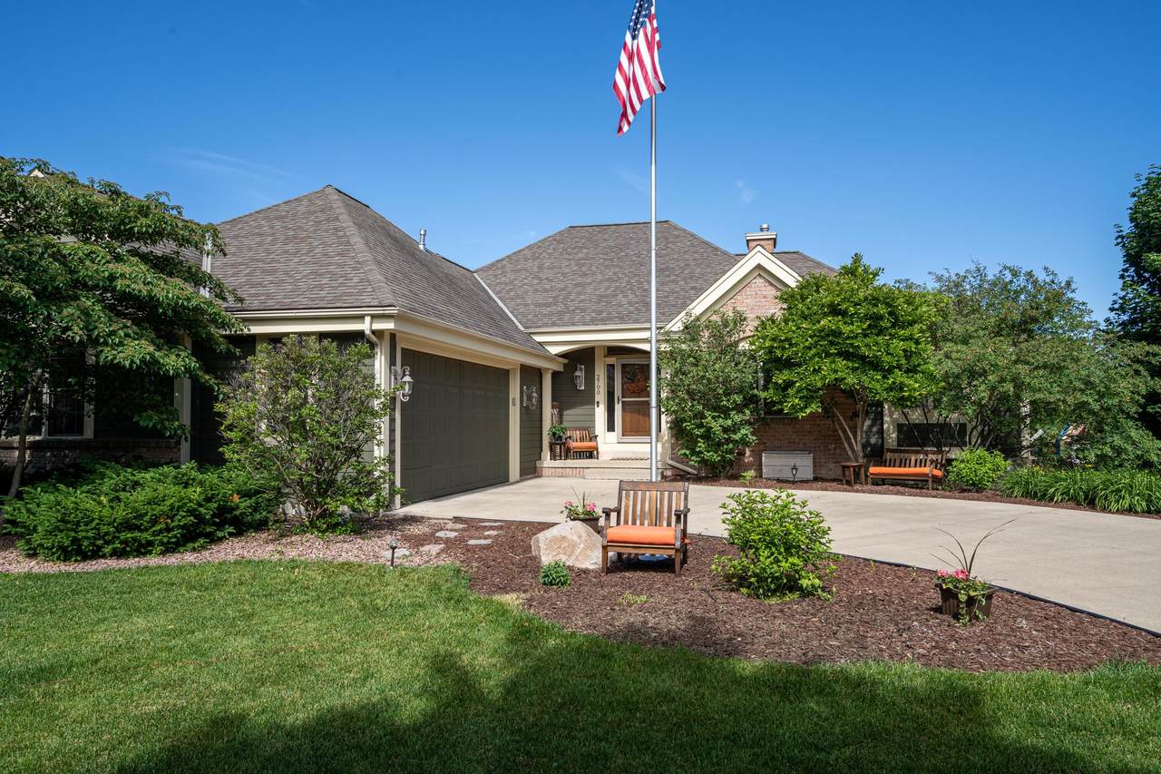2700 Kettle Ct - Photo 1