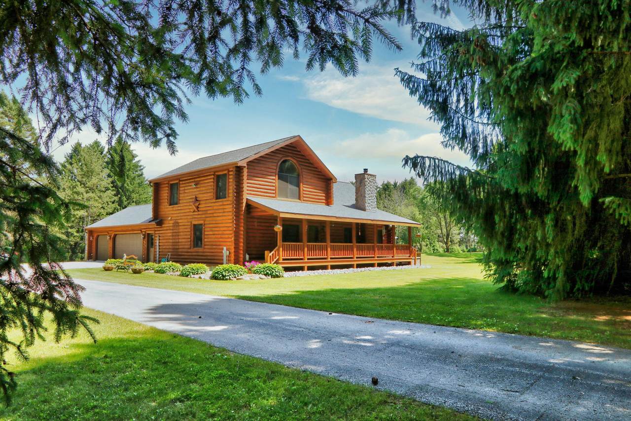W7274 County Road U - Photo 1