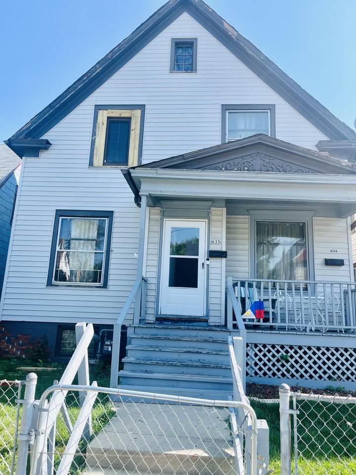 633 Chambers St - Photo 1