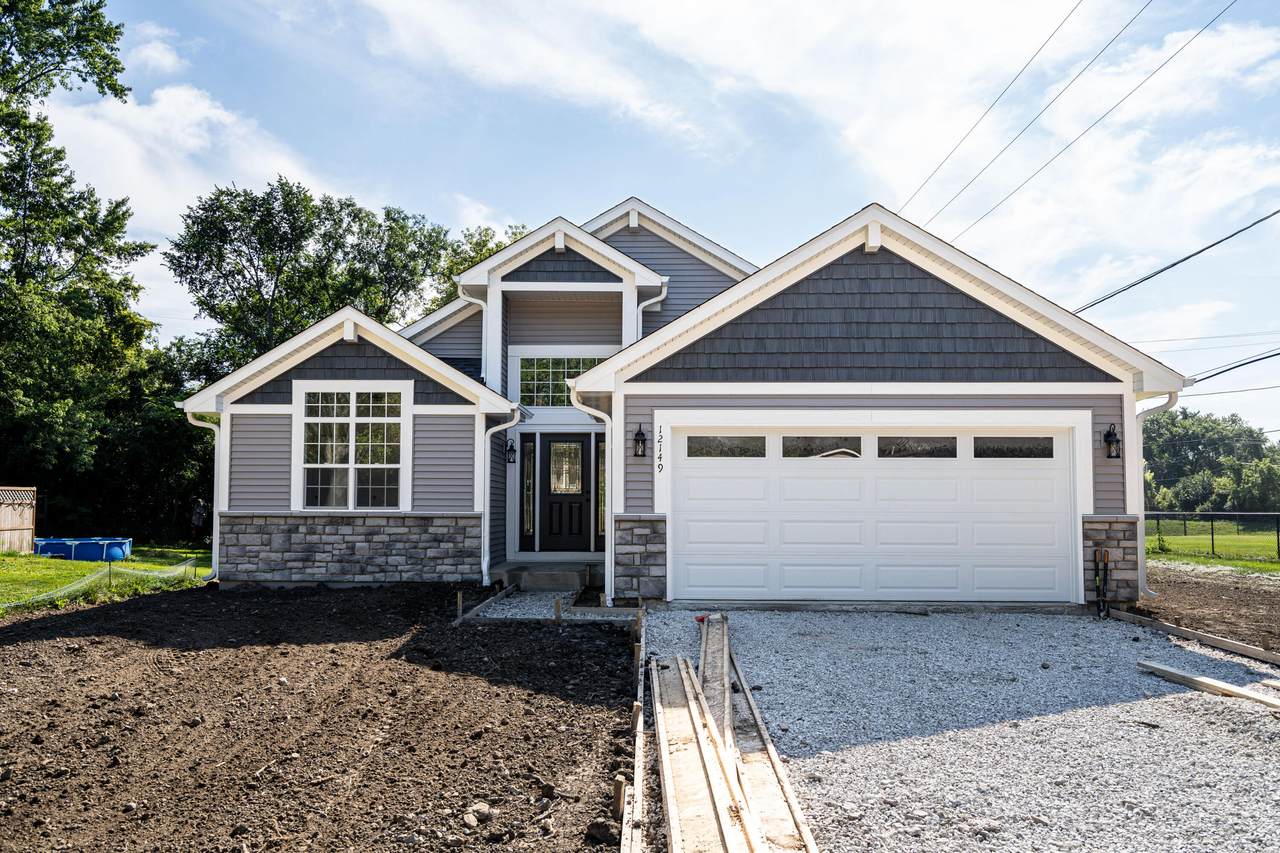 12149 43rd Ave - Photo 1